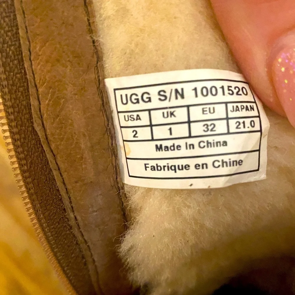 UGG worn once